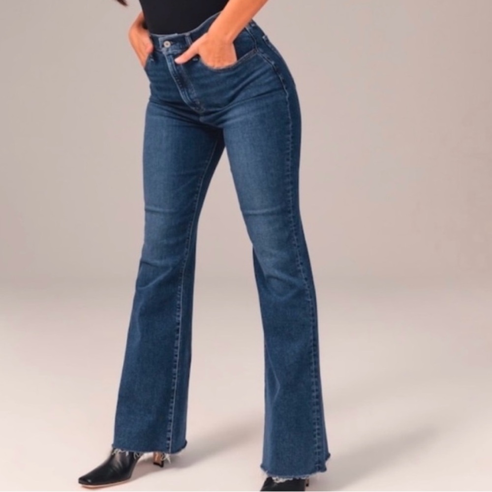 Abercrombie highwaisted flares size 30